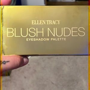 Ellen Tracy Eyeshadow Pallette Blush Nudes